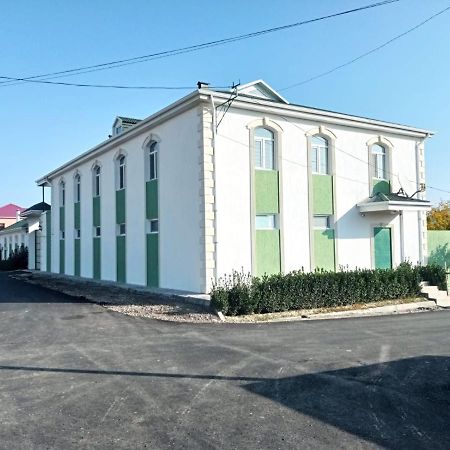 Bizim Ev Hostel Naftalan Exteriör bild